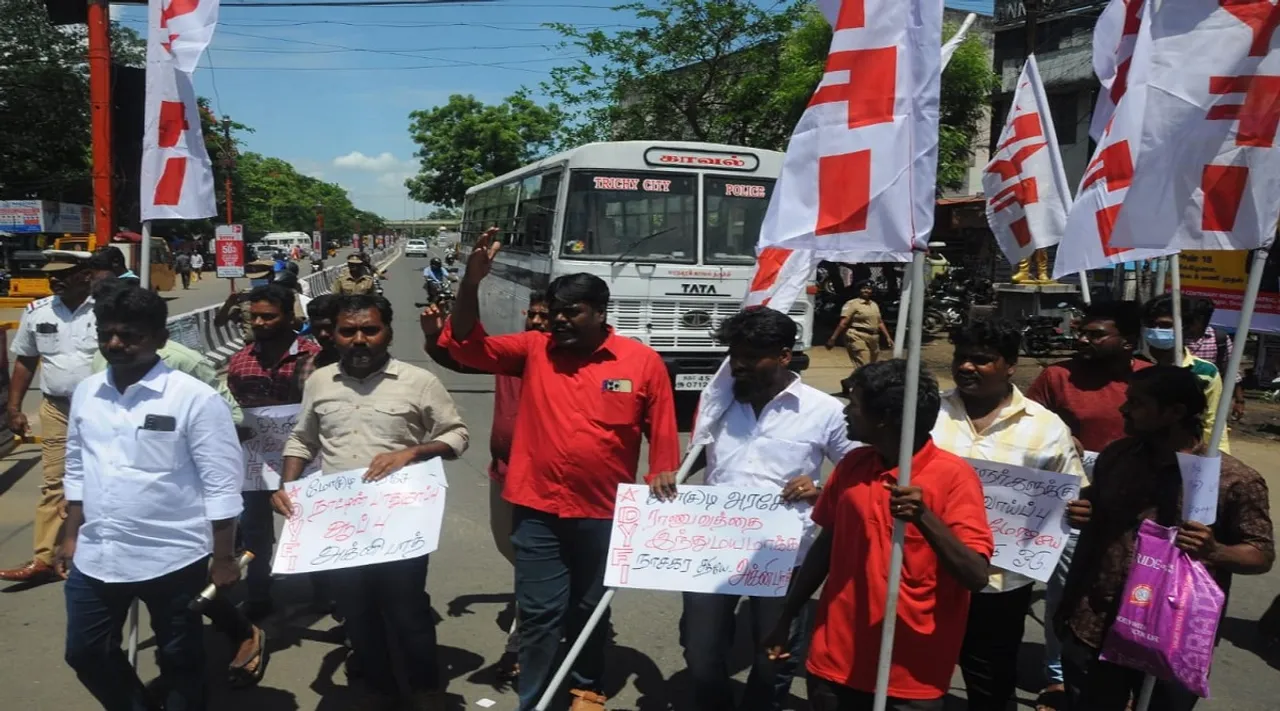 'அக்னி பாத்' எதிர்ப்பு: தமிழகத்தில் முதல் போராட்டம் திருச்சியில்!