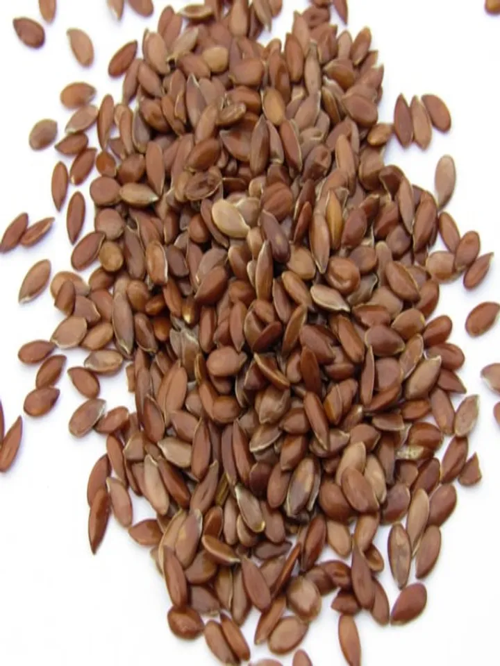 flaxseeds 3 - unspalsh (1)