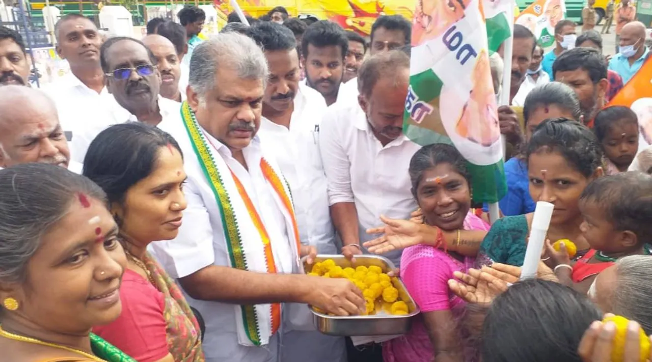 GK Vasan, TMC, governor RN Ravi, Tiruchi, Kamarajar, Tamilnadu, ஆளுனர் கருத்து மீது காழ்ப்பு உணர்ச்சியுடன் தி.மு.க பேசுவதா, ஜி.கே வாசன் எதிர்ப்பு, திமுக, ஆளுநர் ஆர் என் ரவி