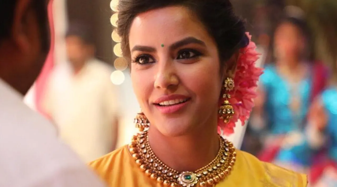நித்திகிட்ட என்னவோ இருக்கு... திருமணம் செய்ய ஆசைப்படும் முன்னணி தமிழ் நடிகை!
