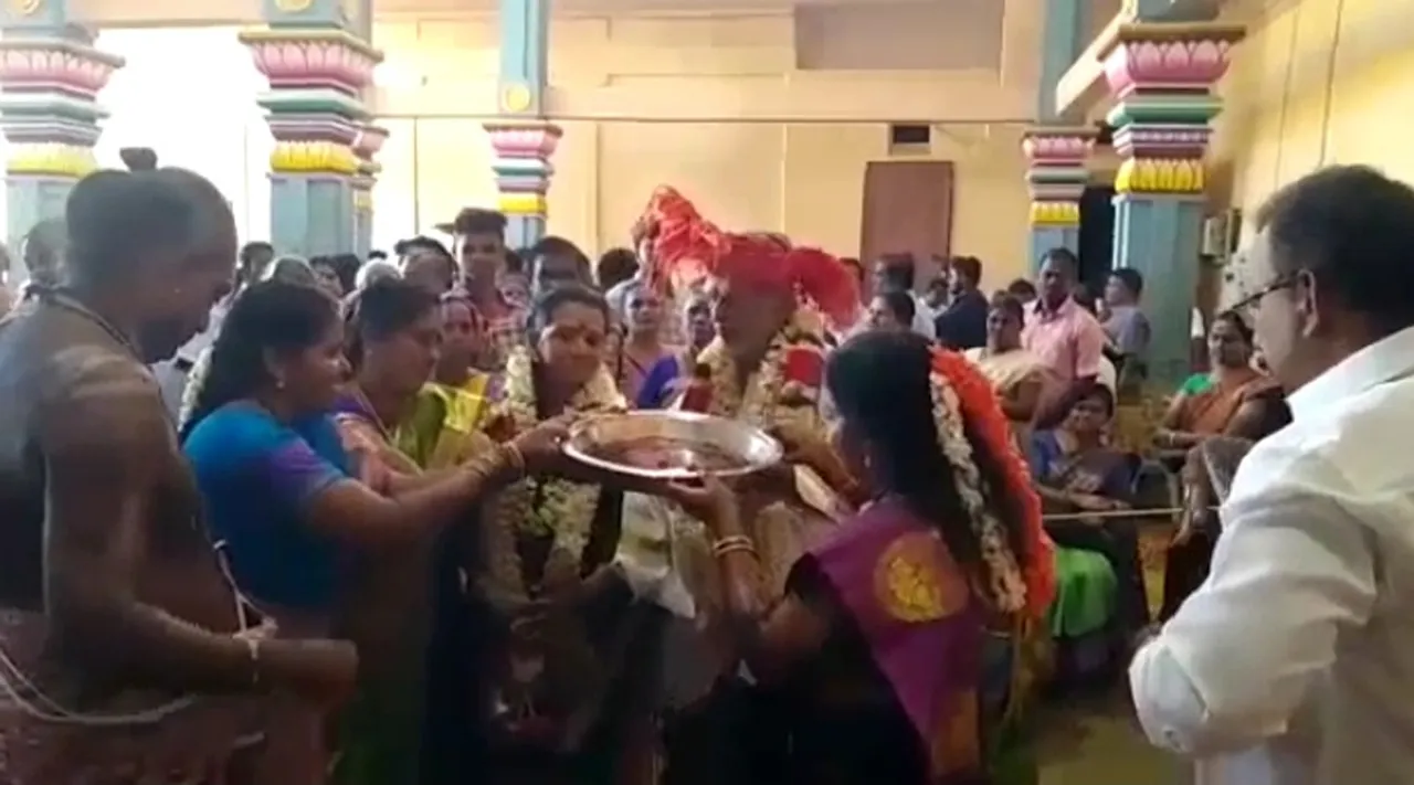 விஜய் பெயரில் அர்ச்சனை; எஸ்.ஏ.சி ஸ்பெஷல் ஹோமம்: படங்கள்