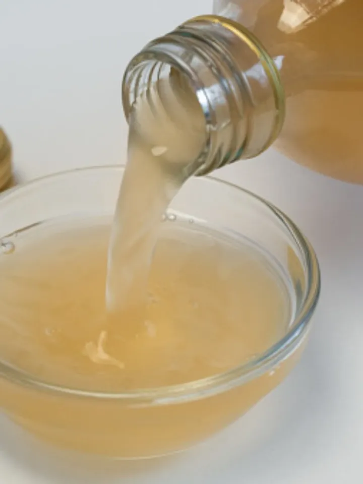 apple cider vinegar 5 - unsplash (1)
