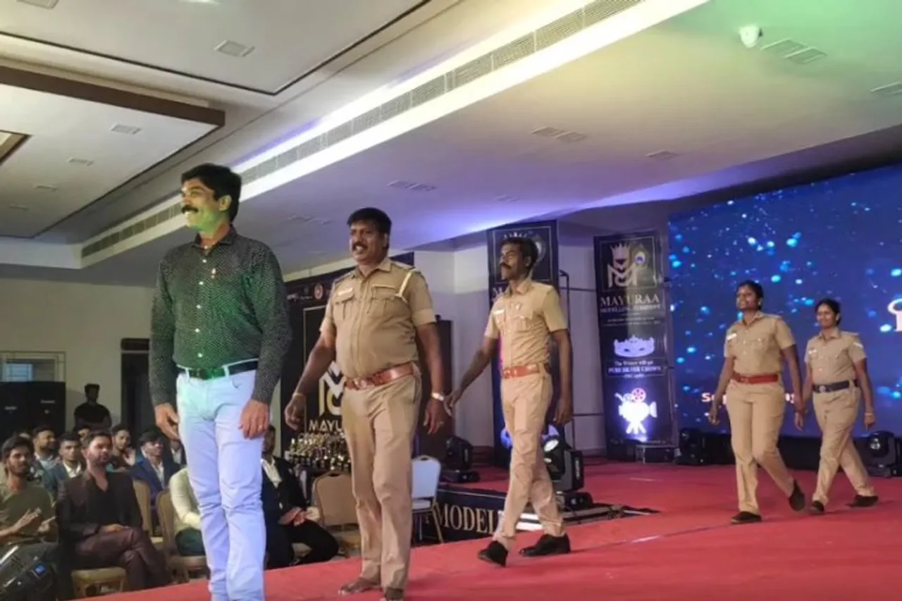 ராம்ப்வாக் செய்த காவலர்கள் பணியிட மாற்றம்!