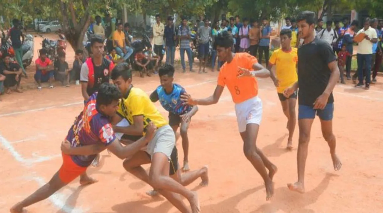 State Kabaddi Tournament: Pro Kabaddi player Thivakaran coach for Trichy team