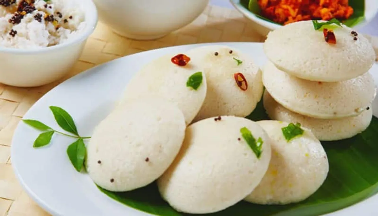 ஐஸ் வாட்டர் யூஸ் பண்றீங்களா? இப்படி அரைத்தால் இட்லி மாவு ஒரு வாரம் வரை புளிக்காது!