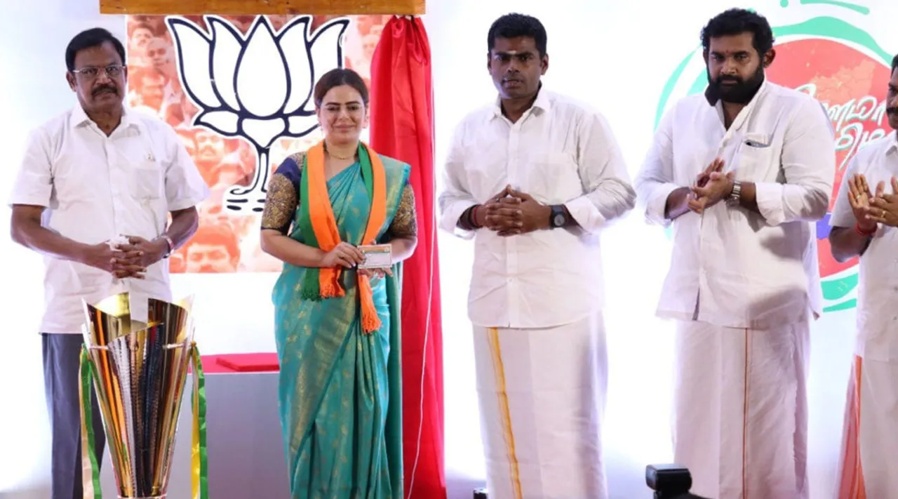 பா.ஜ.க-வில் இணைந்த அஜித் பைக் ரேஸ் தோழி அலிஷா அப்துல்லா: ஏன் இந்த முடிவு?