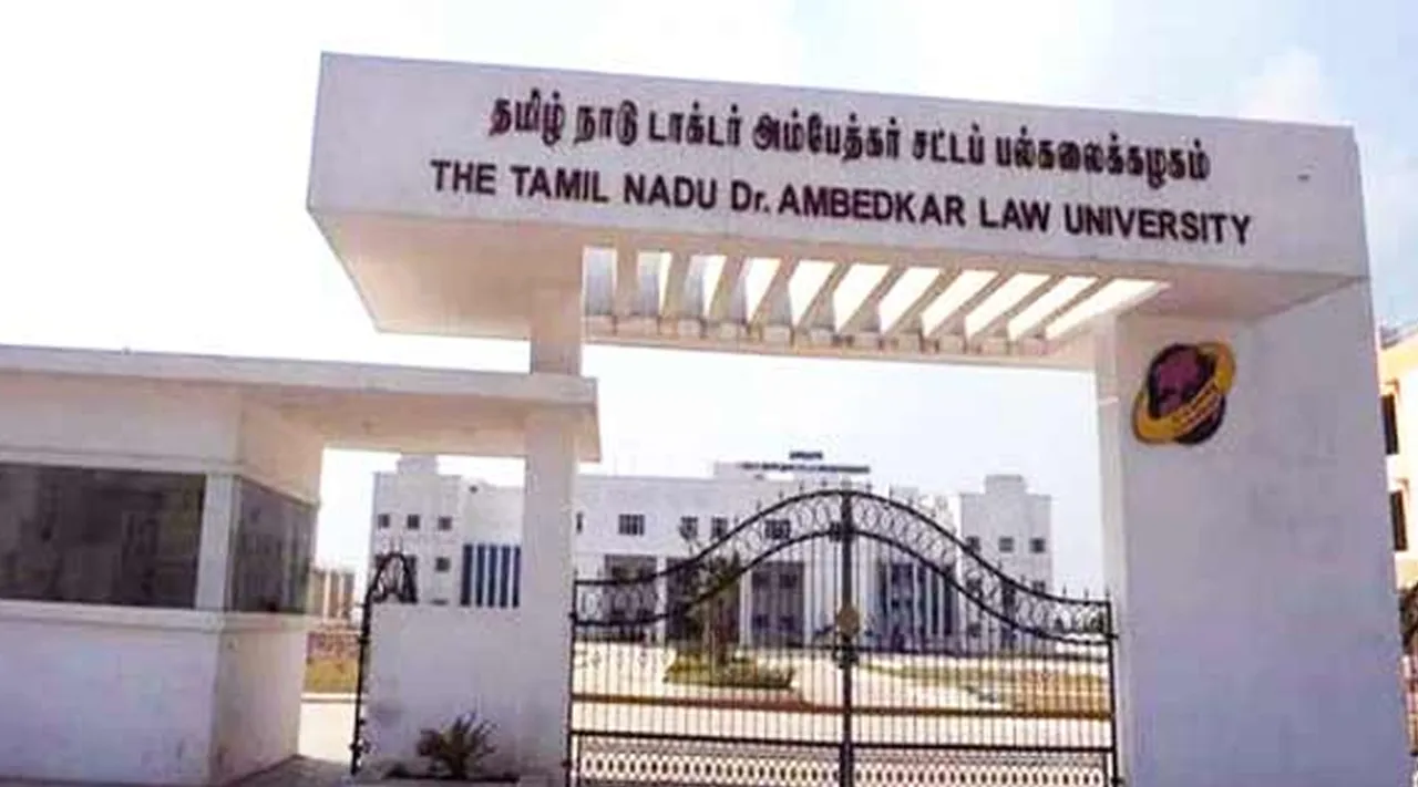 சிறு தவறால் பறிபோகும் இட ஒதுக்கீடு: அரசுப் பள்ளி ஏழை மாணவி கனவை கல்வித் துறை நிறைவேற்றுமா?