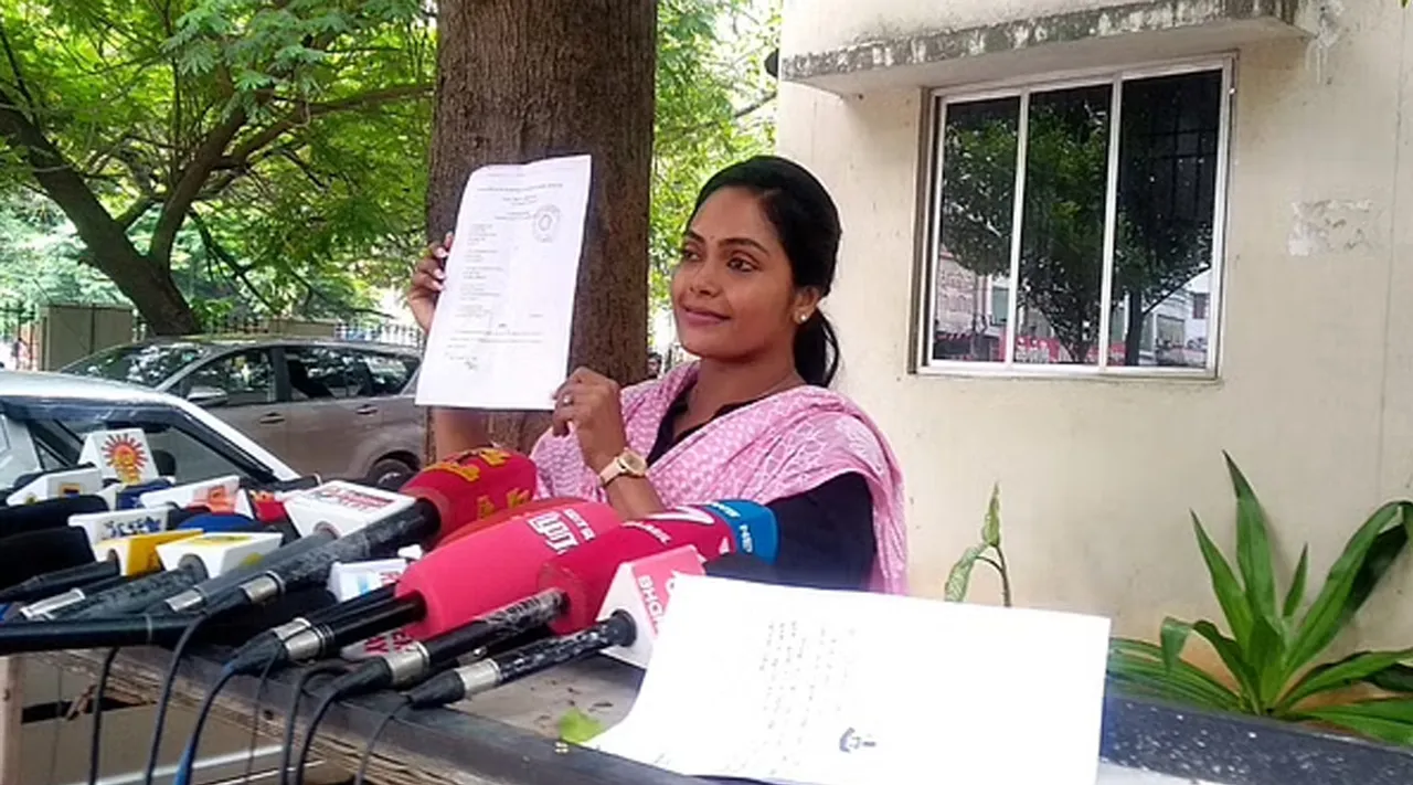 சினேகனை தனிமையில் அழைத்தேனா? கொந்தளித்த நடிகை ஜெயலட்சுமி