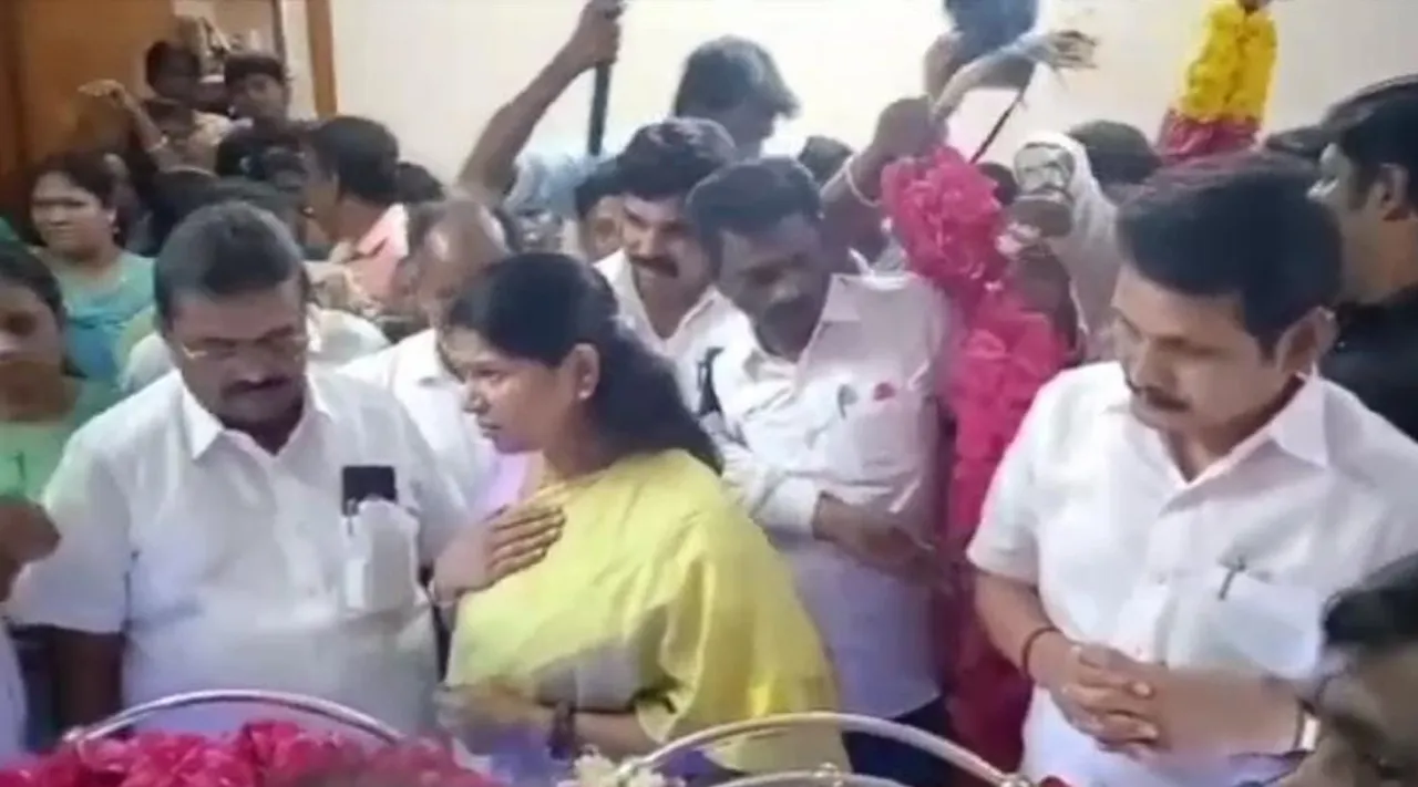 முன்னாள் காங்கிரஸ் எம்.எல்.ஏ. கோவை தங்கம் உடலுக்கு தி.மு.க.வினர் நேரில் அஞ்சலி