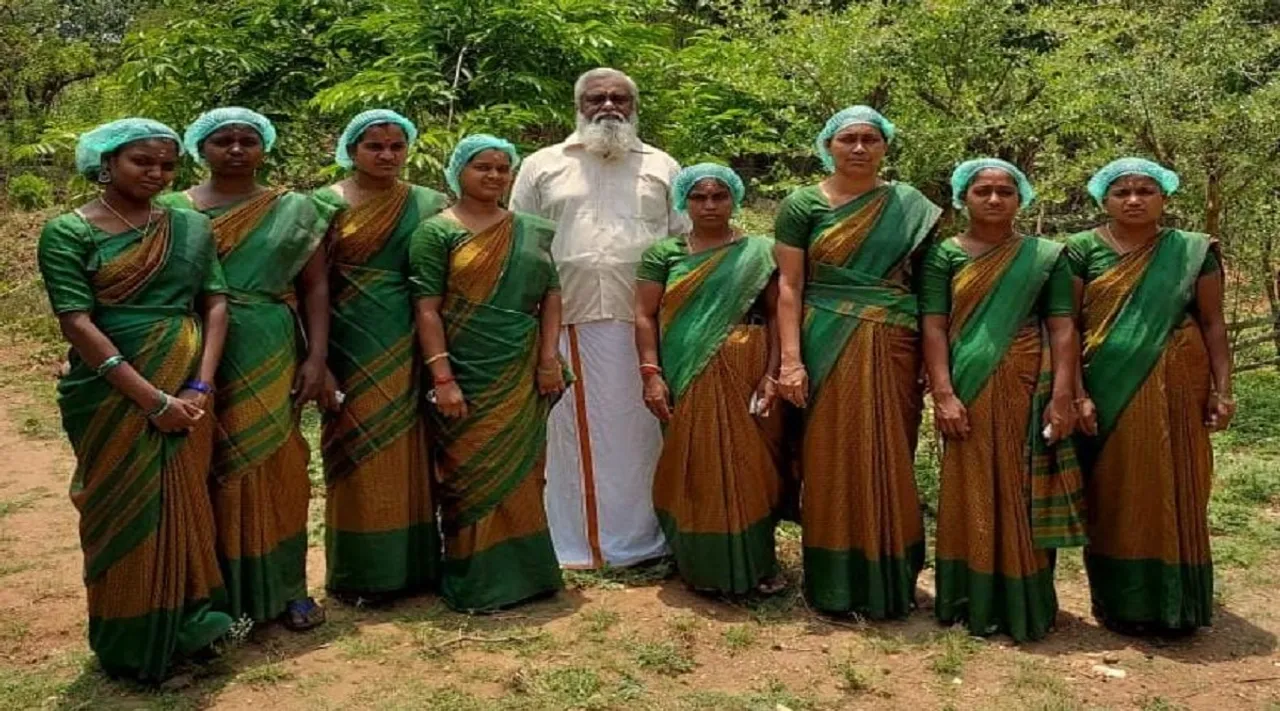 டெரகோட்டா டீ கப் தயாரிப்பு; கோவை பழங்குடியின பெண்களை பாராட்டிய மோடி