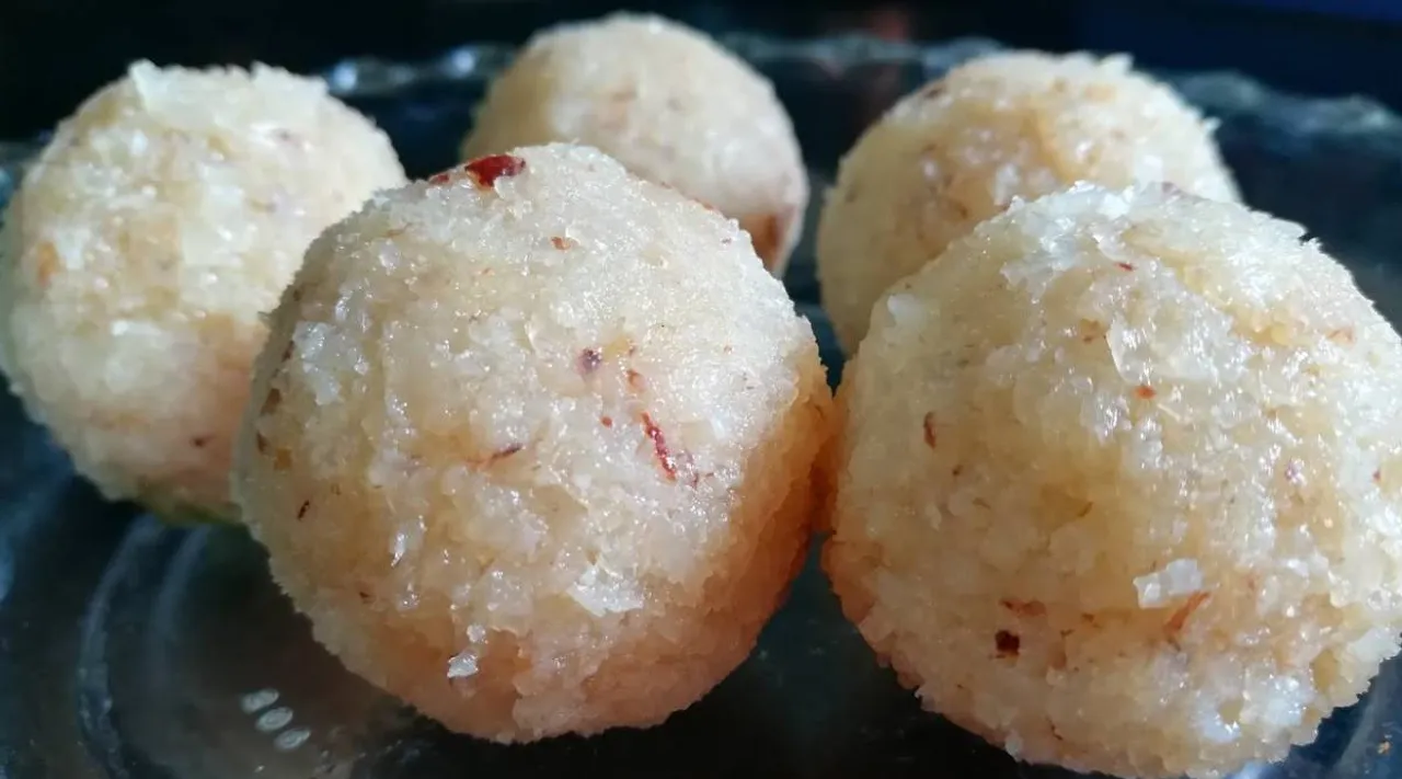 தித்திக்கும் தீபாவளிக்கு தேங்காய் லட்டு.. 10 நிமிடத்தில் செய்ய ரெசிபி இதோ!