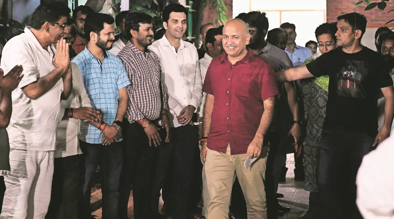 9 மணிநேர விசாரணை; பா.ஜ.க.,வில் சேர வற்புறுத்தப்பட்டதாக மணீஷ் சிசோடியா குற்றச்சாட்டு; சி.பி.ஐ மறுப்பு