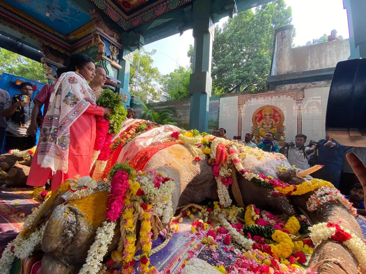 அவள் யானை அல்ல தோழி: மனம் உடைந்த தமிழிசை