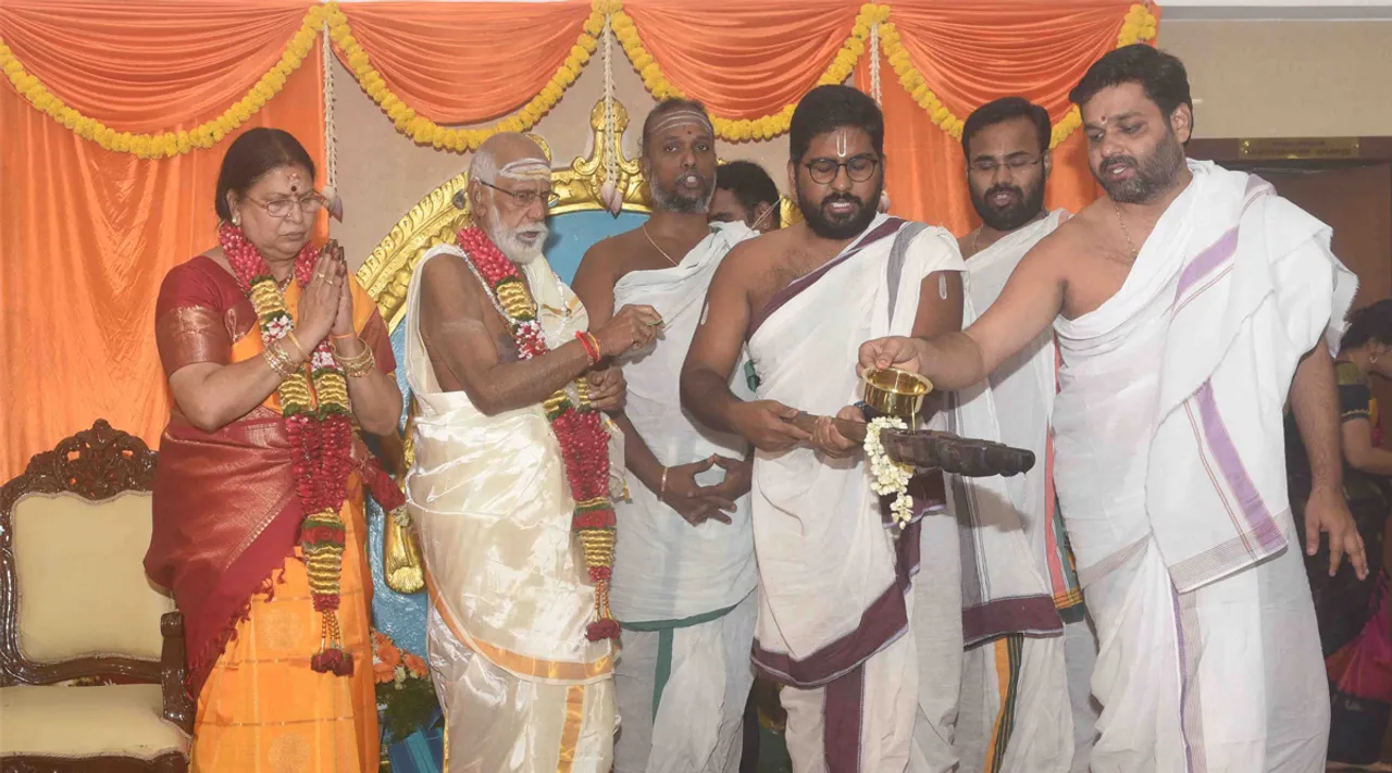 ஸ்டாலின், மம்தா பானர்ஜி, ரஜினிகாந்த் பங்கேற்ற இல.கணேசன் இல்ல விழா போட்டோஸ்