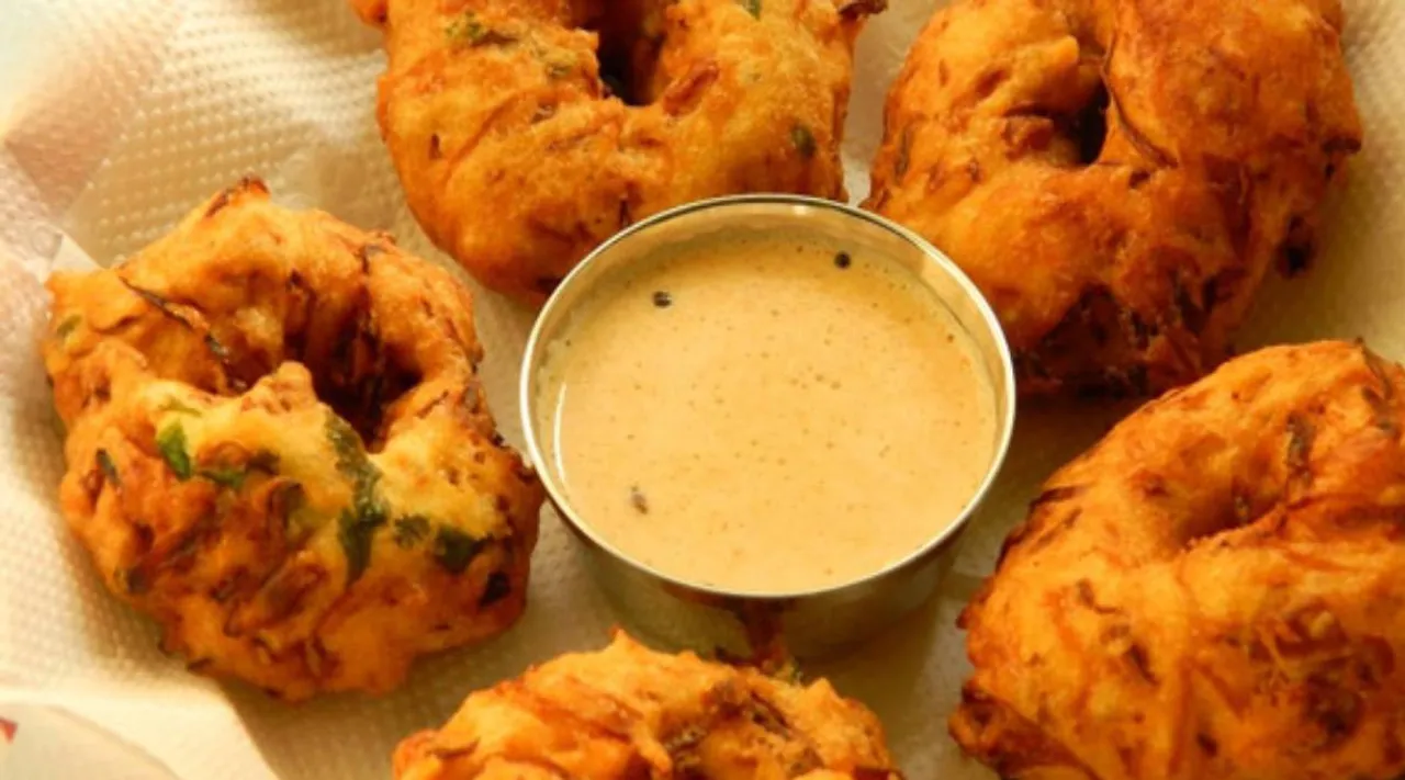 ஈவ்னிங் டீ உடன் காய்கறி வடை.. இப்படி சூப்பரா செய்யுங்க!