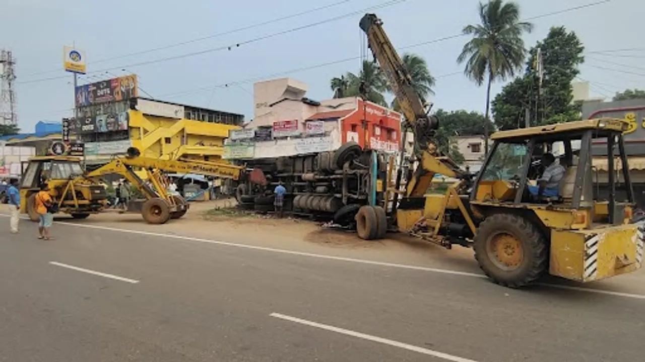 A truck loaded with beer bottles overturned in Trichy