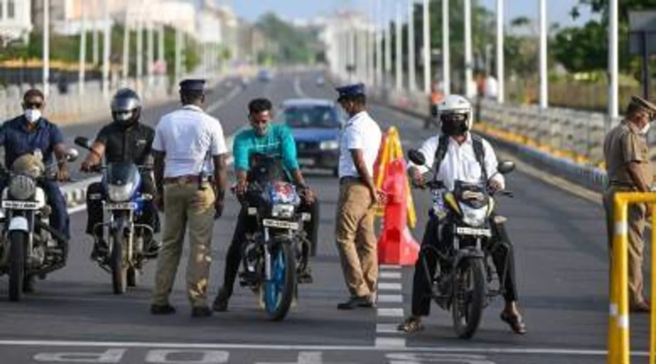 கட்டாய வசூலில் ஈடுபட்ட காவல் உதவி ஆய்வாளர் பணியிடை நீக்கம்: கமிஷனர் திடீர் சோதனை