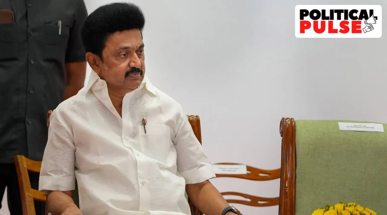 பொங்கல் தொகுப்பு சர்ச்சை: எங்களை மட்டும் 5 ஆயிரம் வழங்க வேண்டும் என கூறிவிட்டு ரூ.1000 வழங்குவதா ? இ.பி.எஸ்