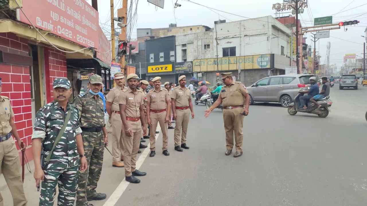 பாபர் மசூதி இடிப்பு தினம்; போலிசார் குவிப்பு