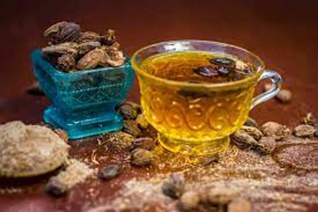 weight loss: ஏலக்காய் தண்ணீர் : வெறும் வயிற்றில் இதை குடித்தால் அசத்தலான ரிசல்ட்