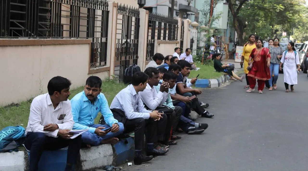 குரூப் 1 இல்லை; குரூப் 2 இல்லை; குரூப் 4 இல்லை... டி.என்.பி.எஸ்.சி 2023 தேர்வு அட்டவணை ஷாக்!