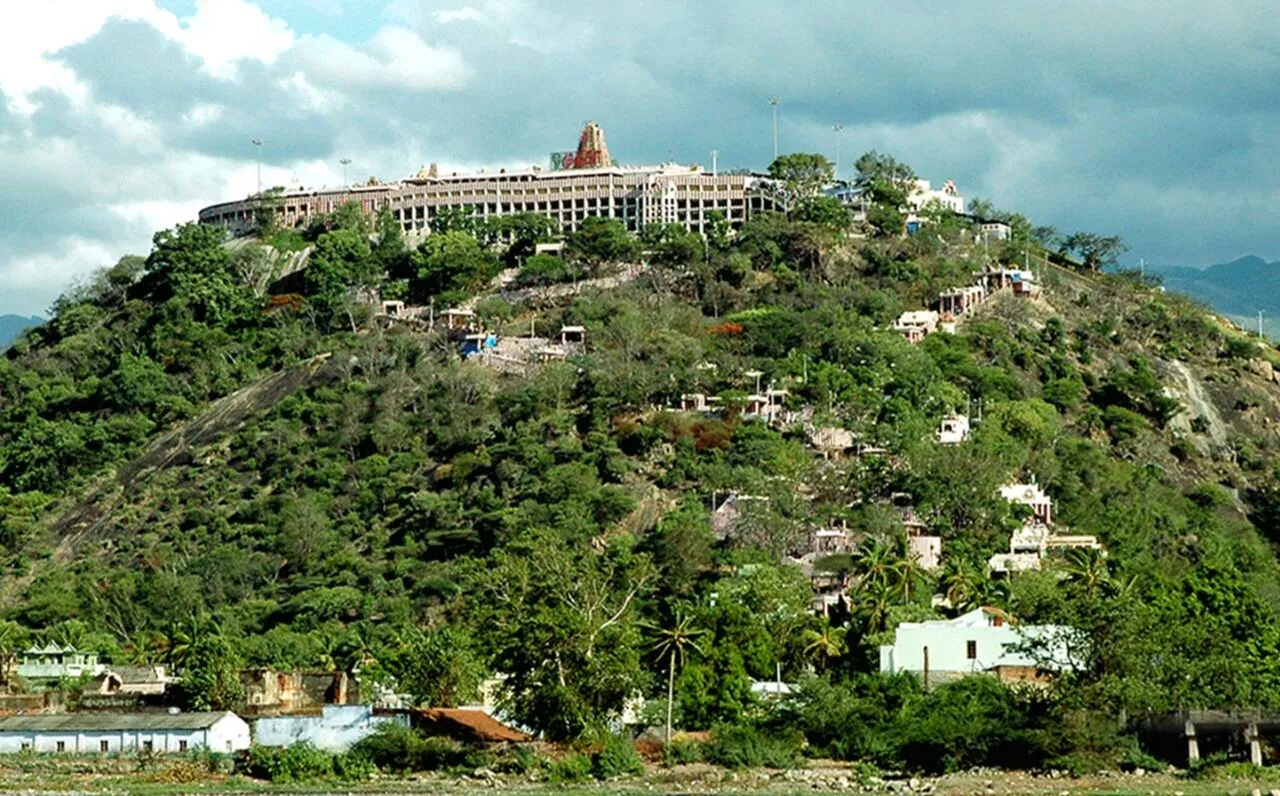 Ban on entry of people of other religions to Palani Temple