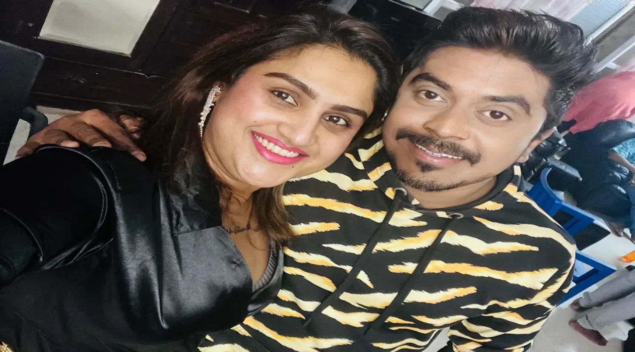 நாங்க ரூல்ஸை பிரேக் பண்றவங்க; அசீமை வீட்டிற்கு அழைத்து விருந்து வைத்த வனிதா