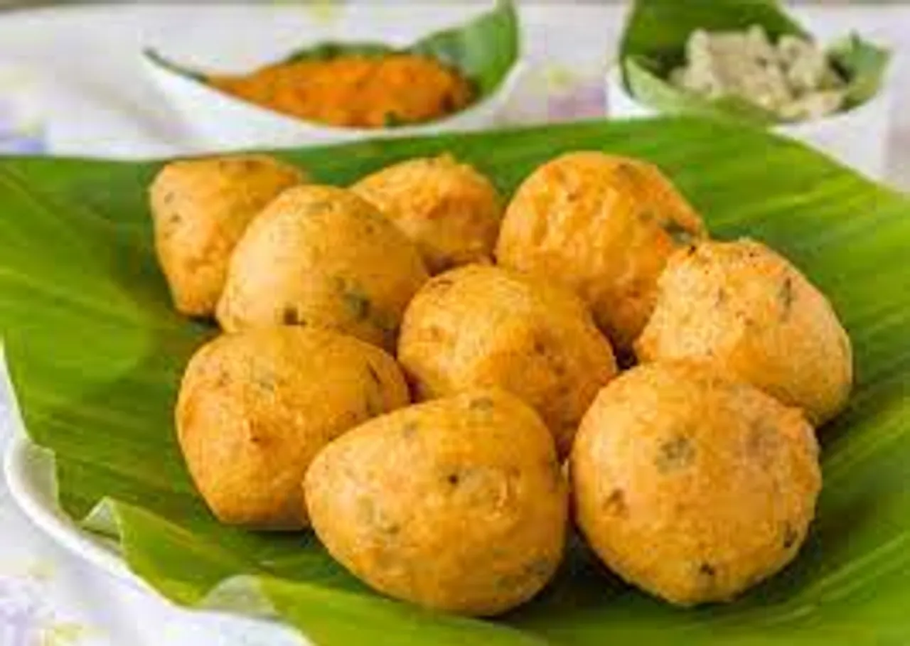 பட்டாணி வைச்சு ஒரு மொறு மொறு போண்டா