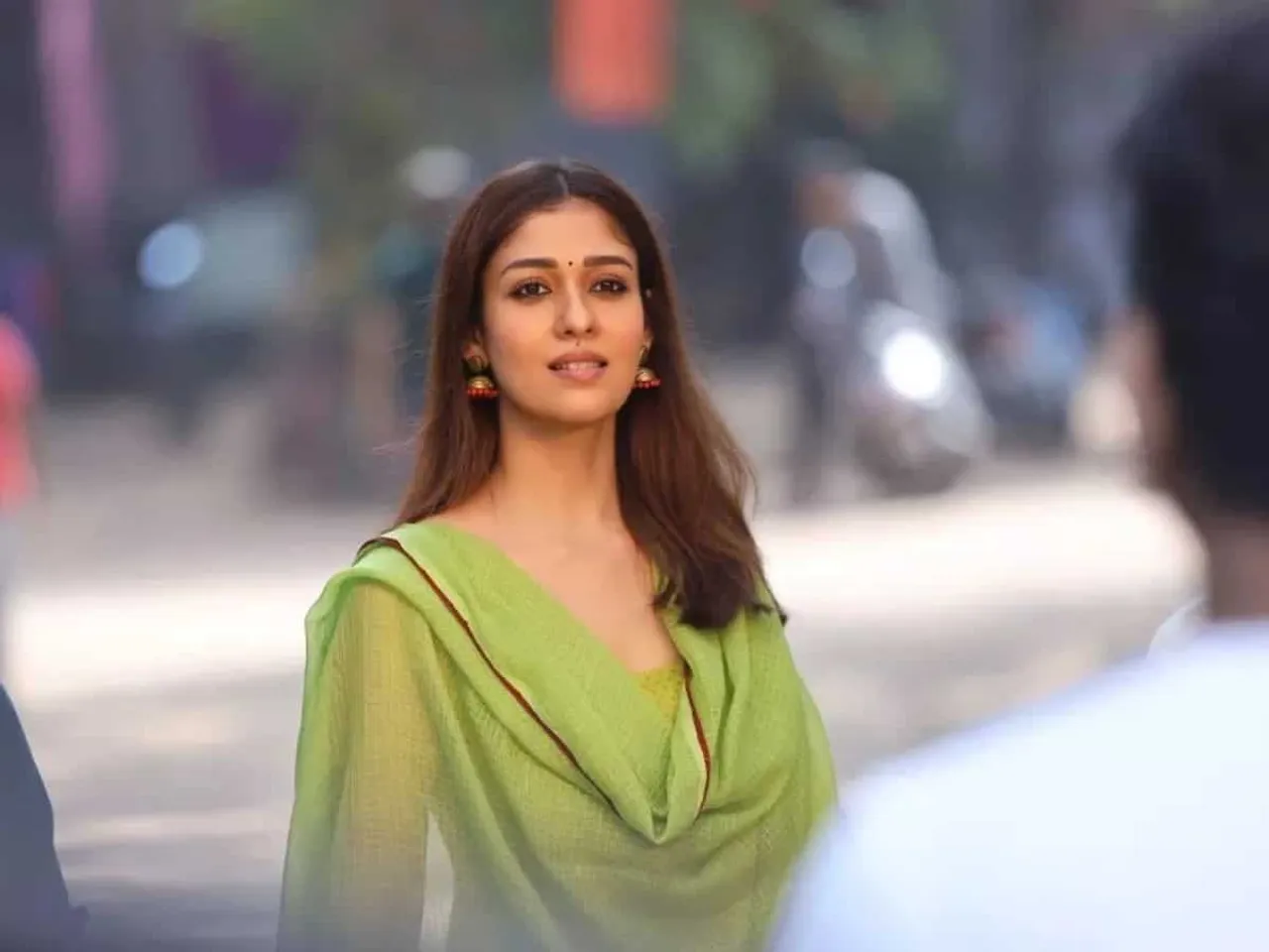 நயன்தாராவின் தங்க மனசு... நெகிழ்ந்த ரசிகர்கள் : இதுதான் நடந்தது