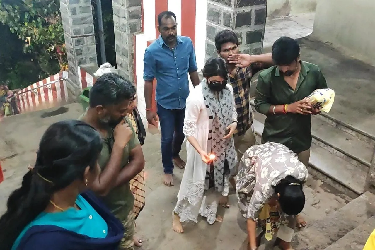 600 படிகளில் சூடம் ஏற்றி வழிபட்ட சமந்தா? இதுதான் காரணம்