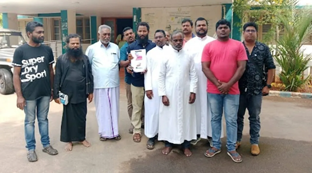 Iranian pirates attacked a Tamilnadu fisherman who was fishing in Saudi Arabian sea
