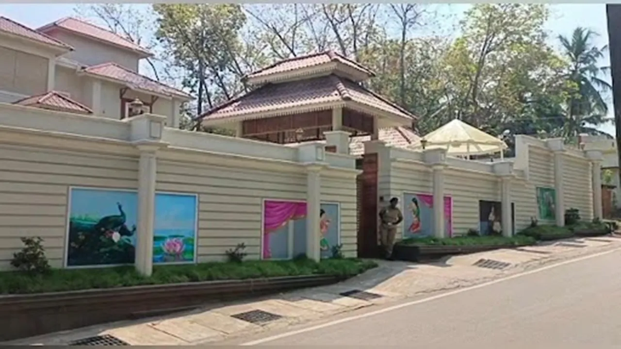 Raid on Rajendrans house in Kanyakumari