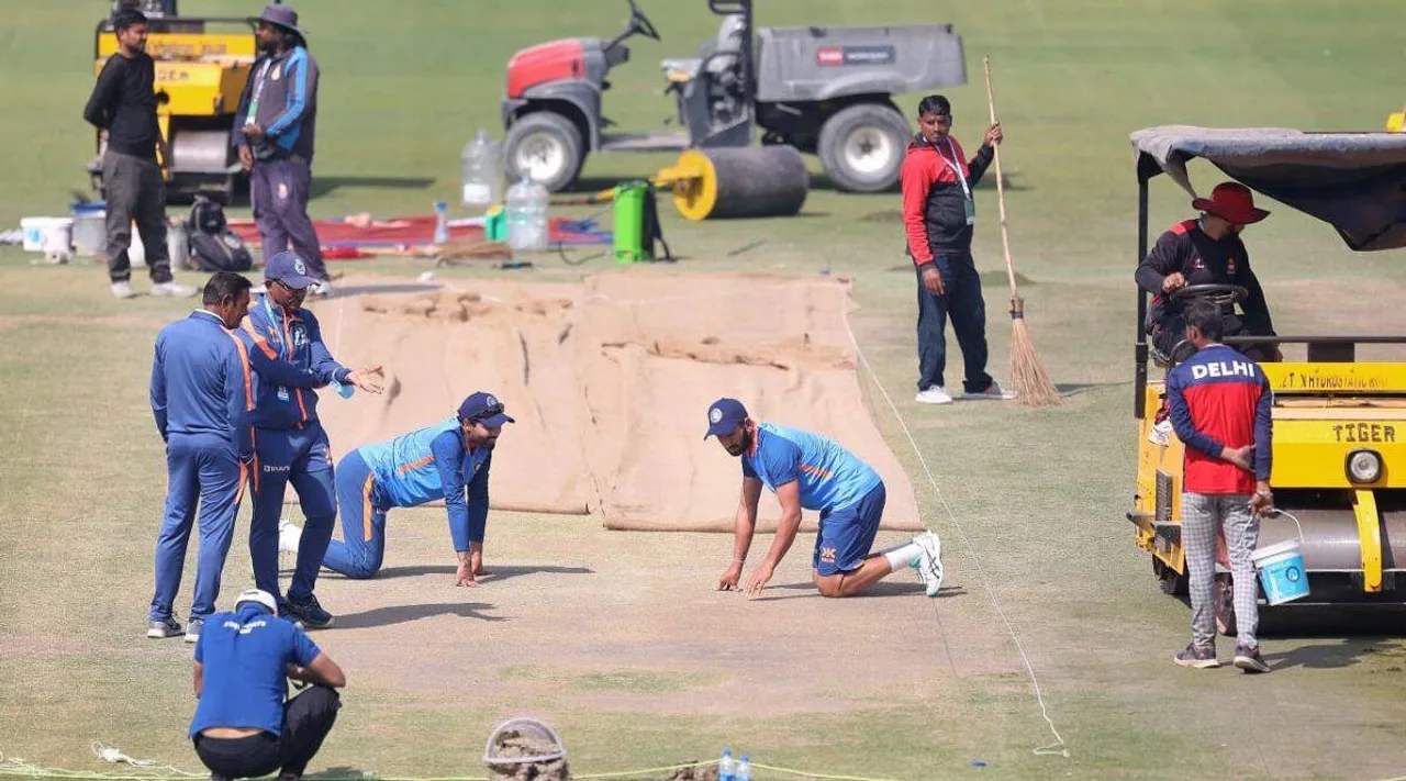 IND AUS 2nd TEST, Delhi Pitch Report in tamil