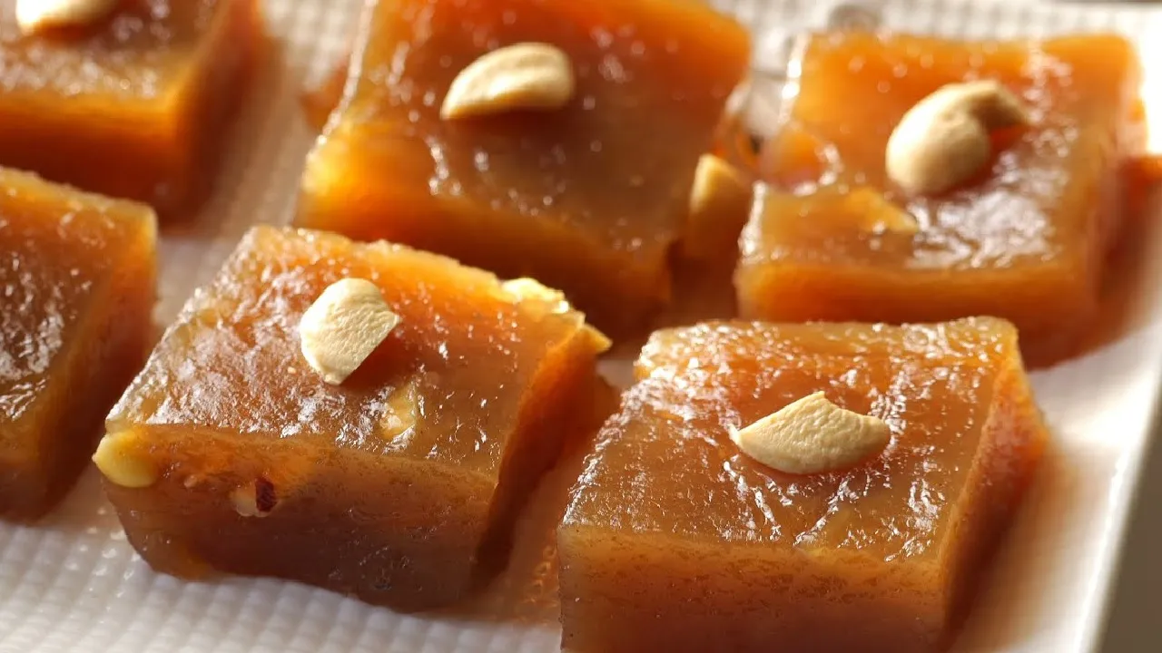 வாயில் போட்டவுடன் கரையும் தேங்காய் அல்வா ரெசிபி