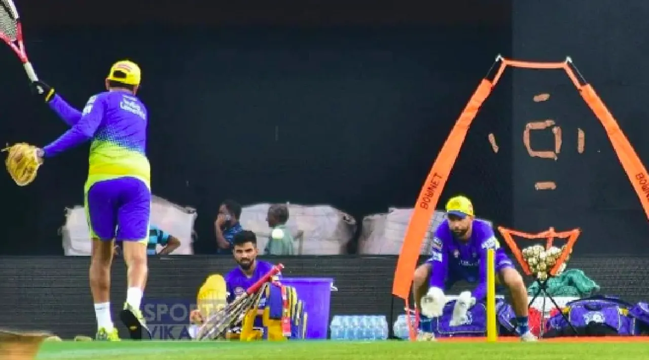Conway Wicketkeeping, MS Dhoni to MISS CSK Vs SRH IPL 2023 Match? Tamil News