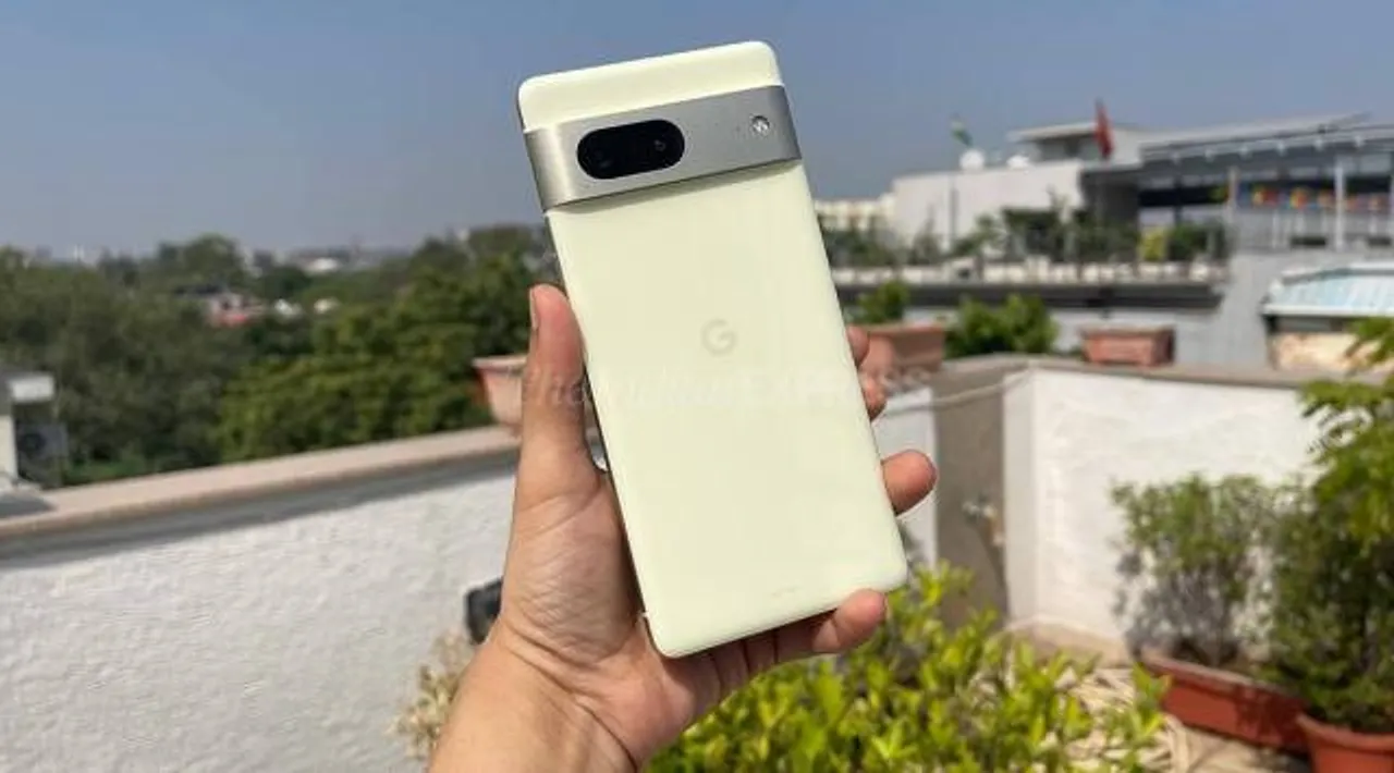 Phone storage space