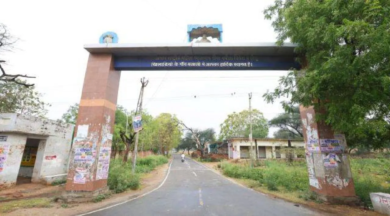 wrestlers protest: Jantar Mantar, in village of Phogat sisters, anger, apprehension Tamil News