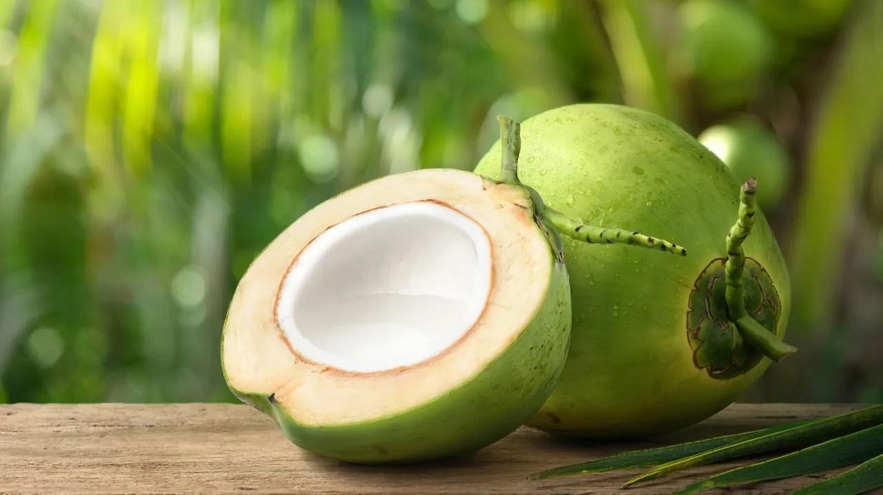 இளநீரில் இவ்ளோ சத்துகள் இருக்கு