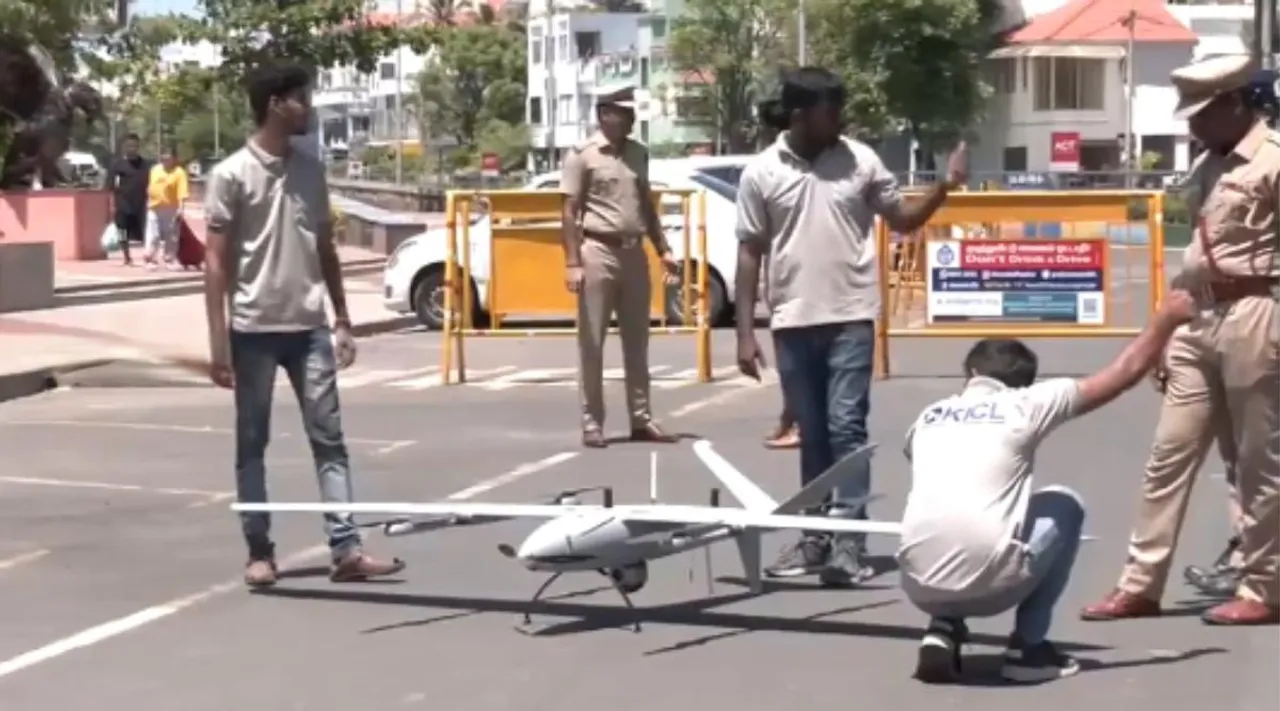 Chennai city police’s inaugurates exclusive drone unit, இந்தியாவில் முதல்முறையாக ட்ரோன் சிறப்பு காவல் பிரிவு, சென்னையில் ட்ரோன் சிறப்பு காவல் பிரிவு தொடக்கம், சங்கர் ஜிவால், சைலேந்திர பாபு, Shankar Jiwal, drone unit,chennai city police, C Sylendra Babu, adyar