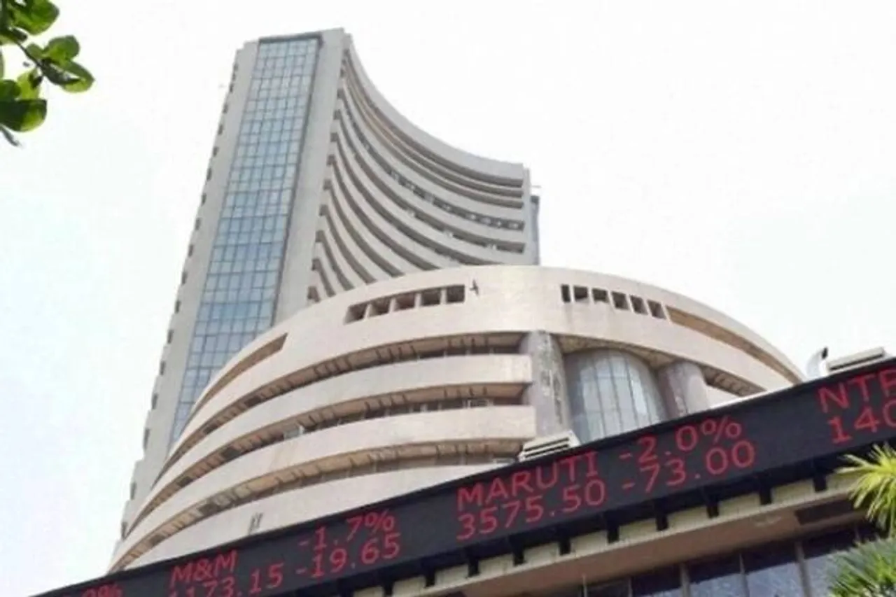 Nifty closes above 19340 Sensex above 65070