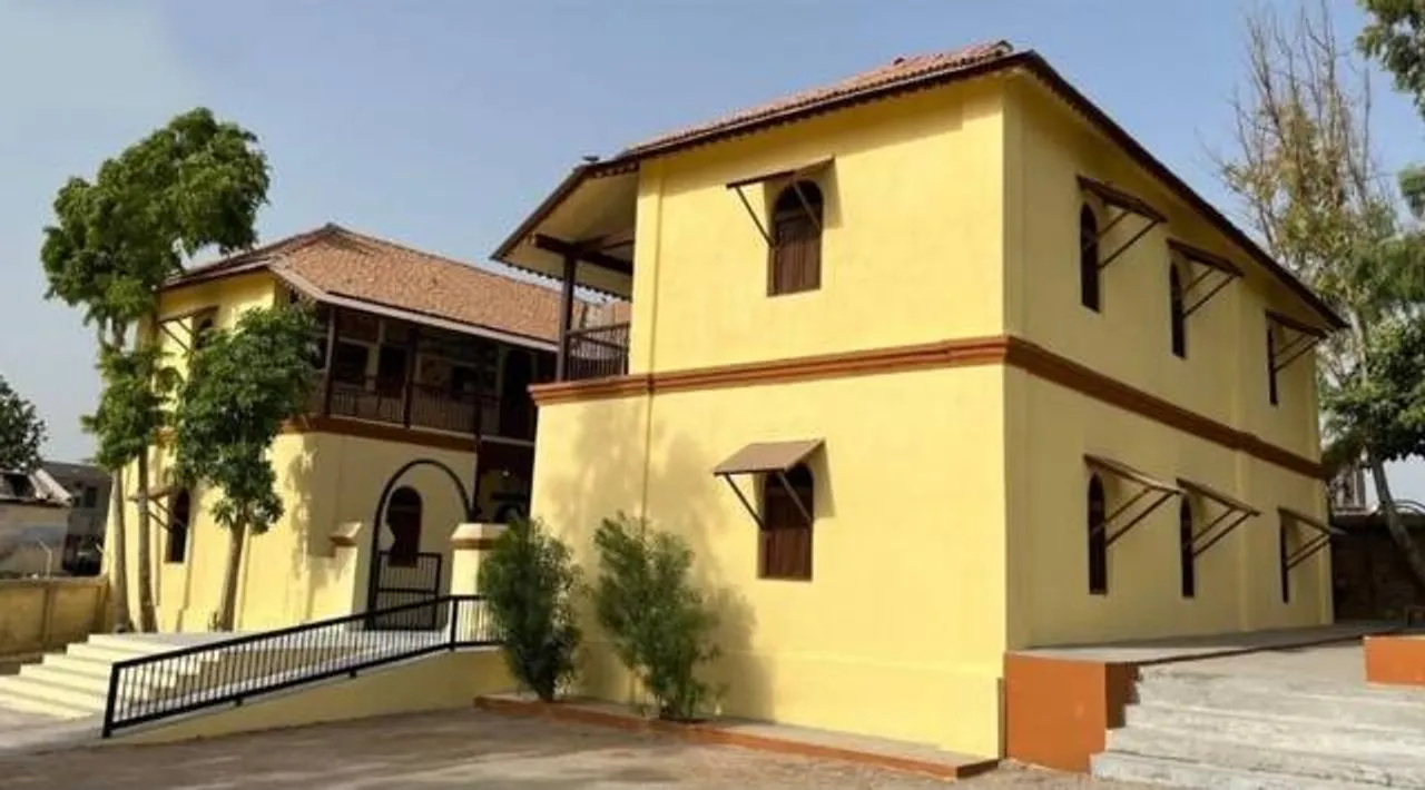 Students from across India to be sent to Modis school for prerna