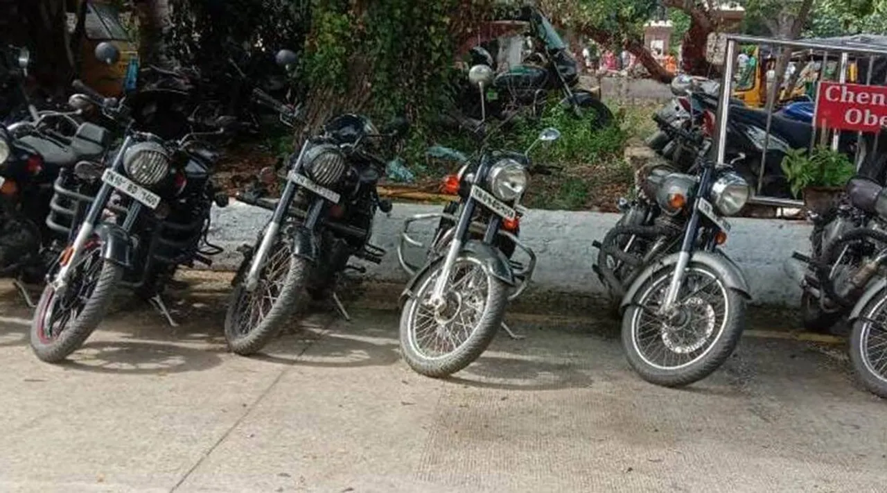 two wheeler parking