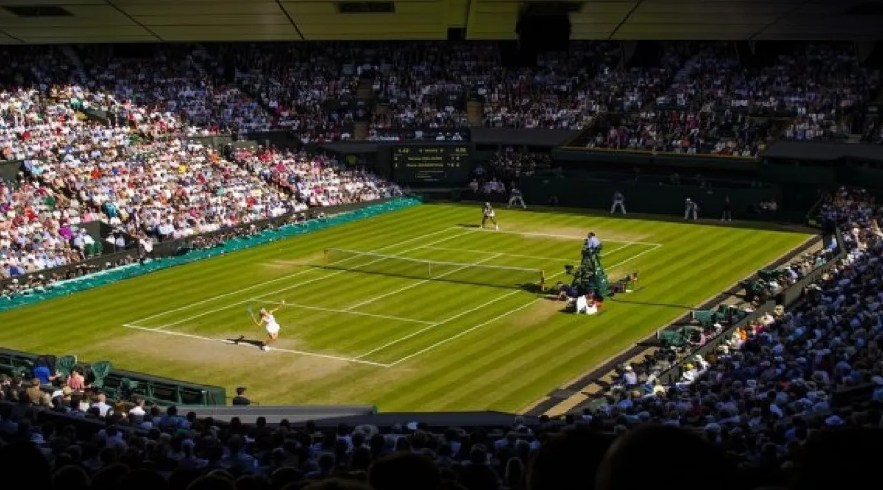 Wimbledon Warning Tennis Fans Quiet Room For Sex Tamil News