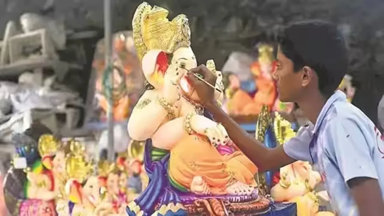 Will Minister Shekhar Babu pay attention to the Vinayagar Chaturthi holiday chaos