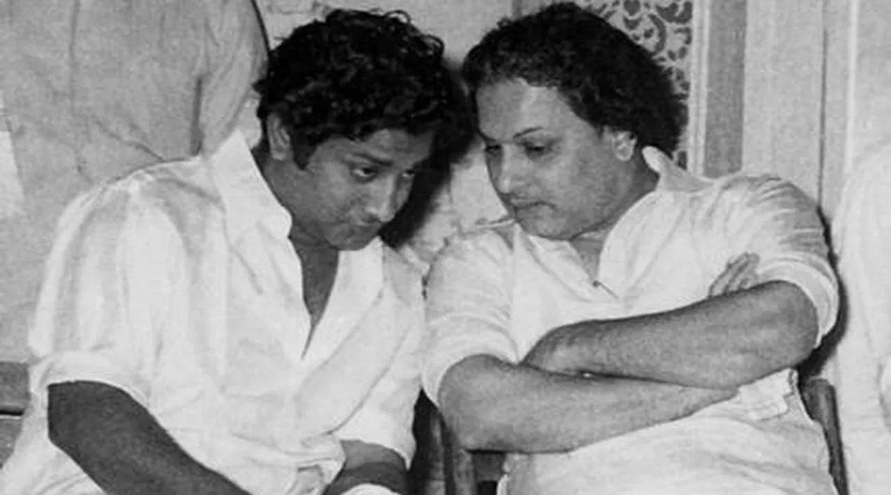 MGR Urimaikural Sivaji Ganesan Vaira Nenjam movie story behind in tamil