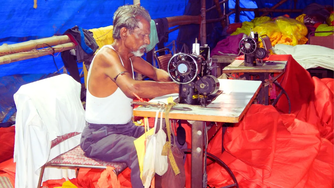 Durga Puja Delhi 6 | The Probe