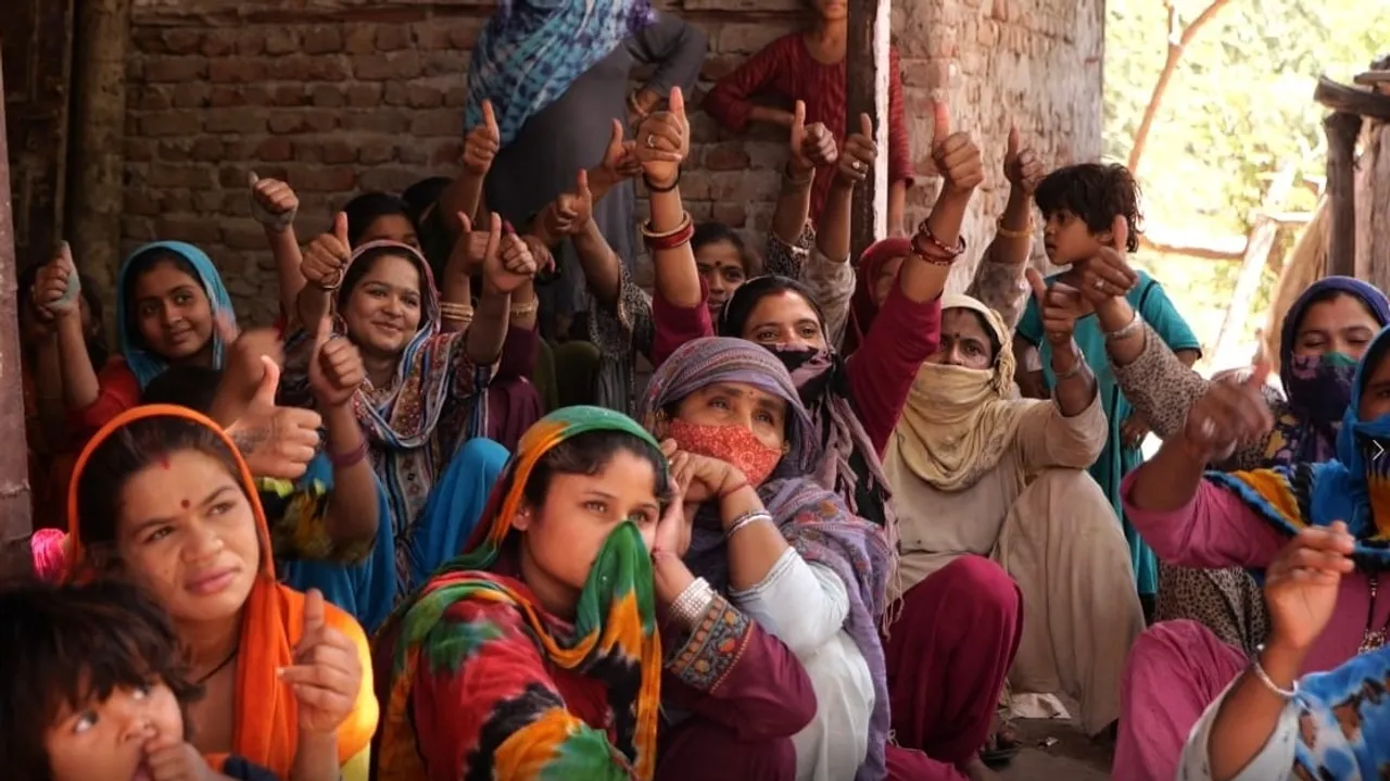 Following The Probe’s Impact story on poor menstrual health, women in two Delhi slums received sanitary pads | The Probe