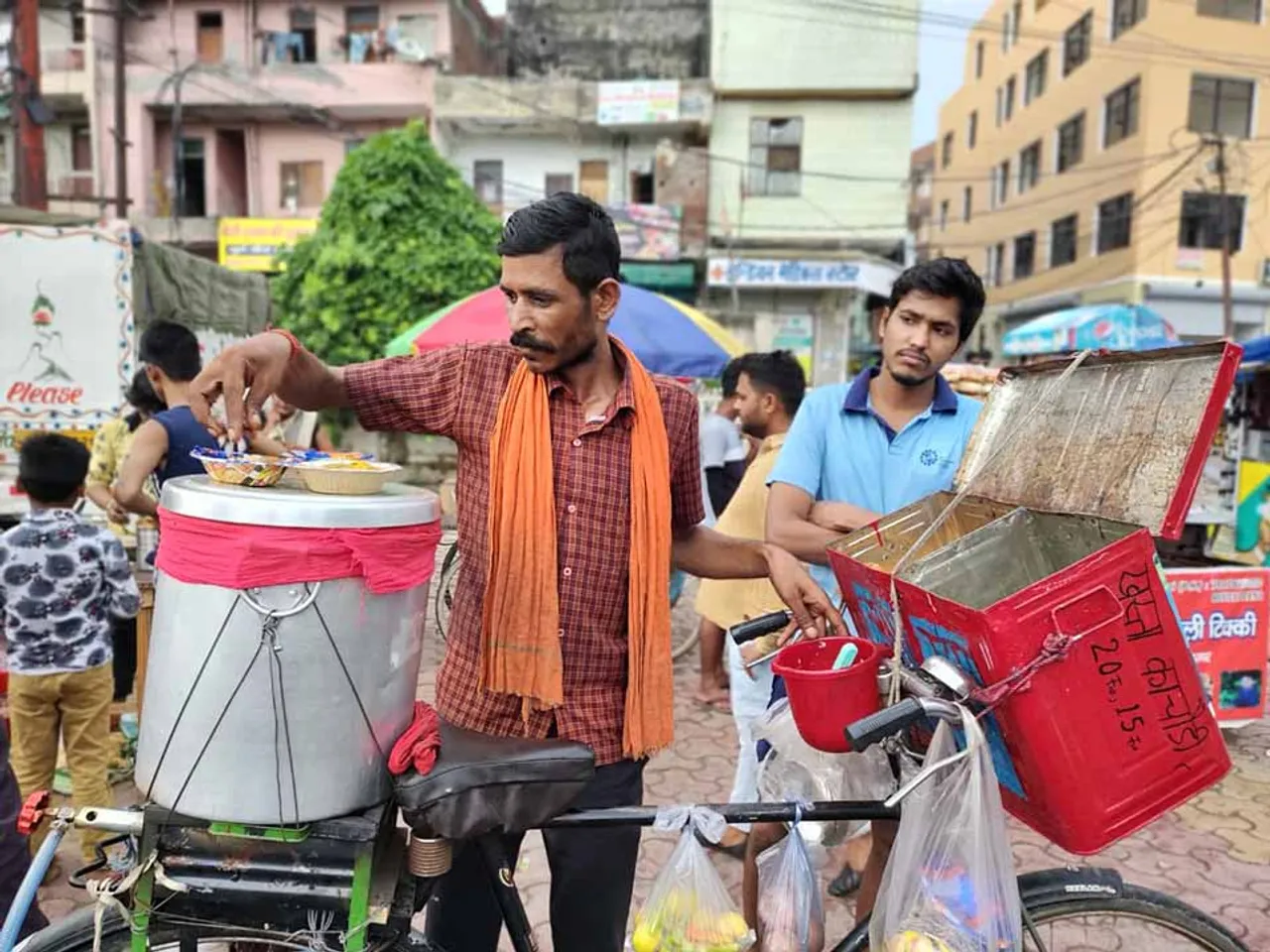 RTI reply on PM SVANidhi Scheme for street vendors in India reveal glaring details