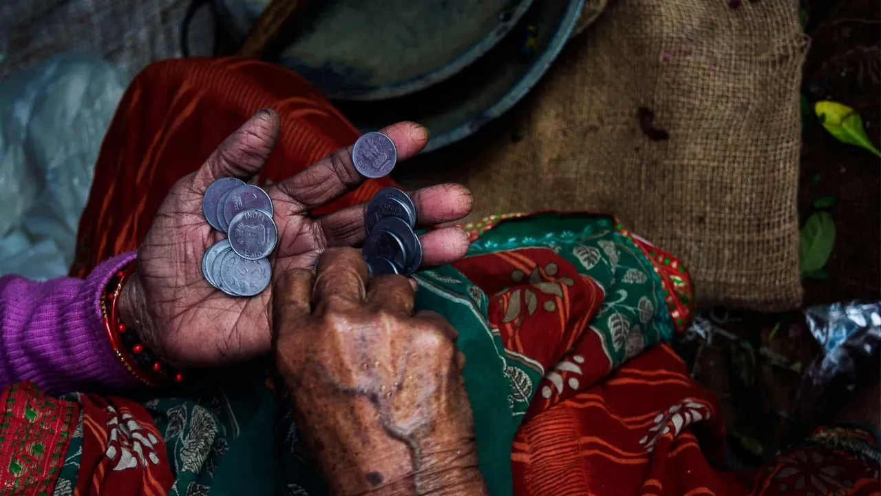 India’s rich richer, poor poorer; No data, and we won’t get one soon either