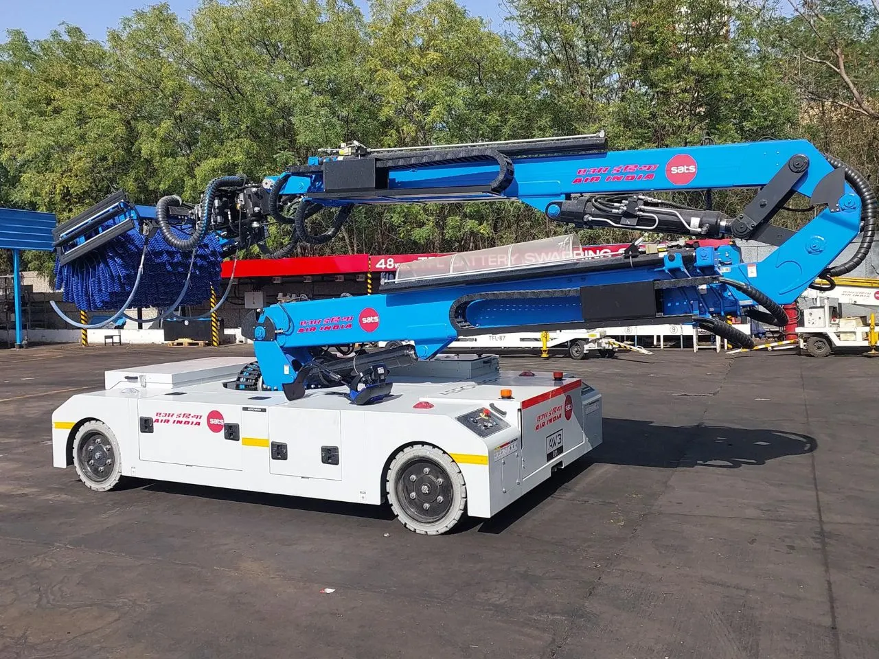 AeroWash India Sustainable Aircraft Dry Washing Solution